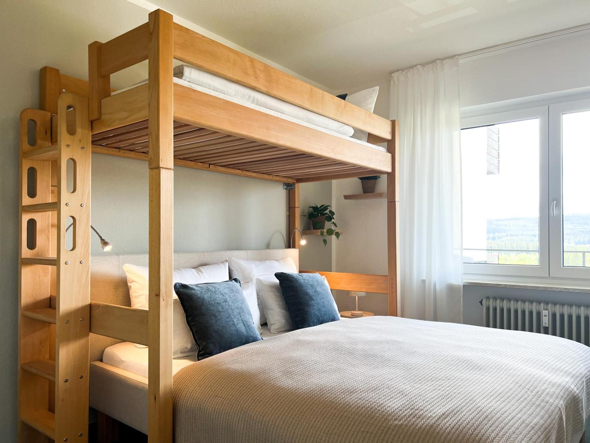 Panoramablick Mit Schwimmbad Und Sauna Apartment